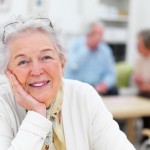 Combattre la solitude et l'isolement dans les maisons de soins pour personnes âgées