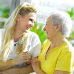 Prévention des erreurs médicamenteuses dans les maisons de retraite : Un examen critique de la sécurité