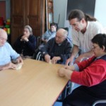 Gestion de la complexité médicamenteuse chez les personnes âgées : Conseils pour les aidants
